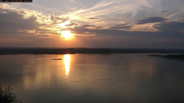 Lake Travis webcam, October 9, 2015 5:50 PM CT