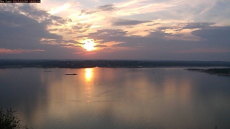 Lake Travis webcam, October 9, 2015 6:00 PM CT
