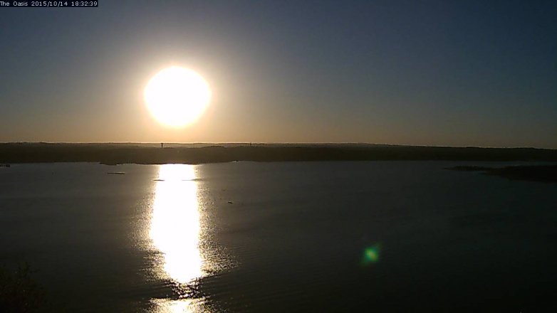 Lake Travis webcam, October 14, 2015 5:40 PM CT