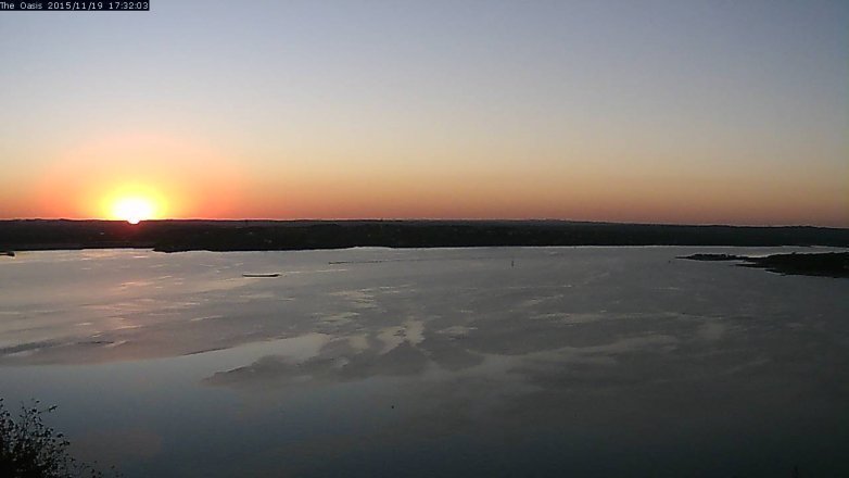 Lake Travis webcam, November 19, 2015 4:40 PM CT