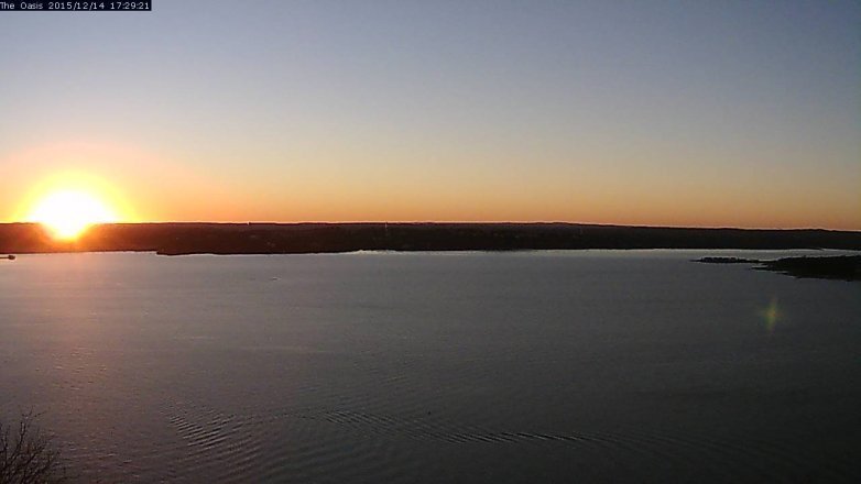 Lake Travis webcam, December 14, 2015 4:35 PM CT
