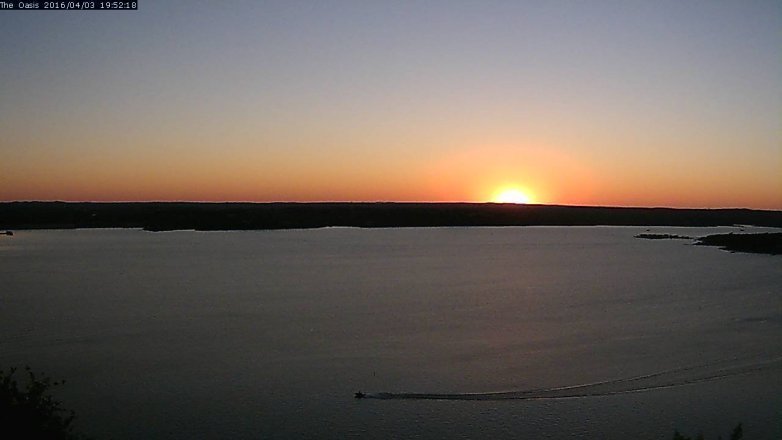 Lake Travis webcam, April 3, 2016 7:00 PM CT