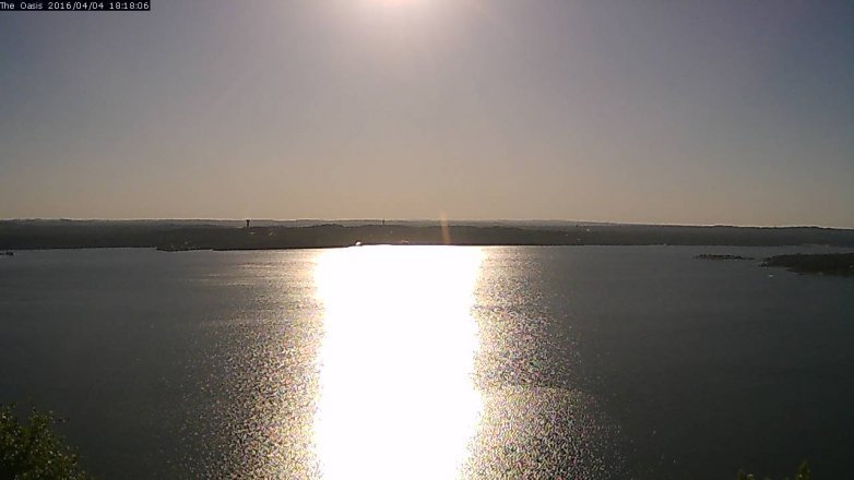 Lake Travis webcam, April 4, 2016 5:25 PM CT