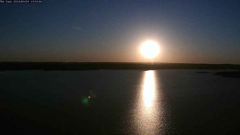 Lake Travis webcam, April 4, 2016 6:40 PM CT