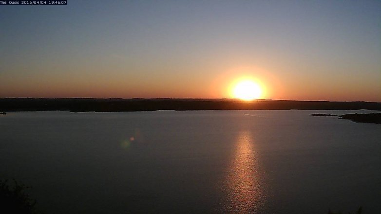 Lake Travis webcam, April 4, 2016 6:50 PM CT