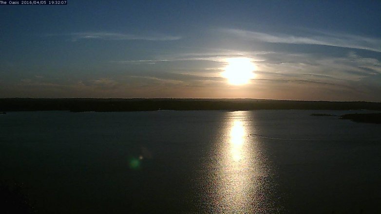 Lake Travis webcam, April 5, 2016 6:40 PM CT