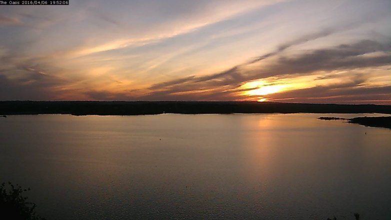 Lake Travis webcam, April 6, 2016 7:00 PM CT
