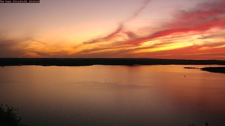 Lake Travis webcam, April 6, 2016 7:15 PM CT