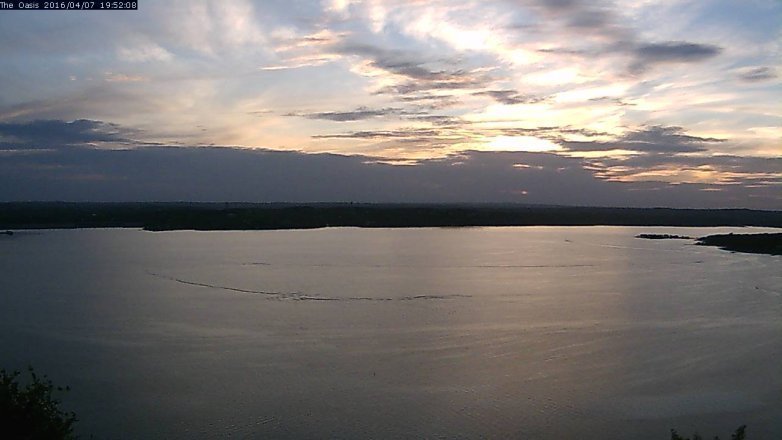 Lake Travis webcam, April 7, 2016 7:00 PM CT