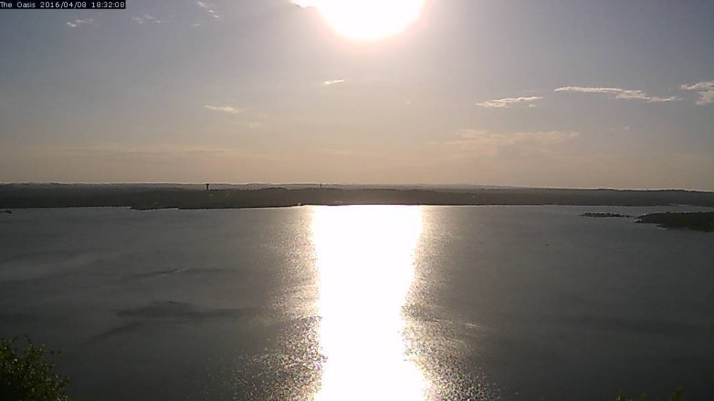 Lake Travis webcam, April 8, 2016 5:40 PM CT