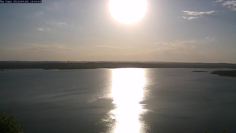 Lake Travis webcam, April 8, 2016 5:50 PM CT