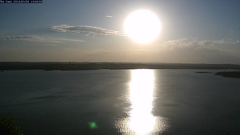 Lake Travis webcam, April 8, 2016 6:15 PM CT