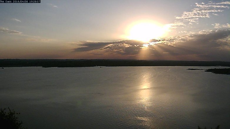 Lake Travis webcam, April 8, 2016 6:35 PM CT