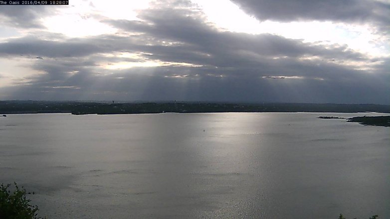 Lake Travis webcam, April 9, 2016 5:35 PM CT