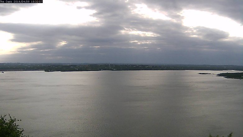 Lake Travis webcam, April 9, 2016 5:40 PM CT