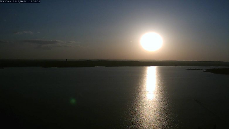 Lake Travis webcam, April 11, 2016 6:40 PM CT