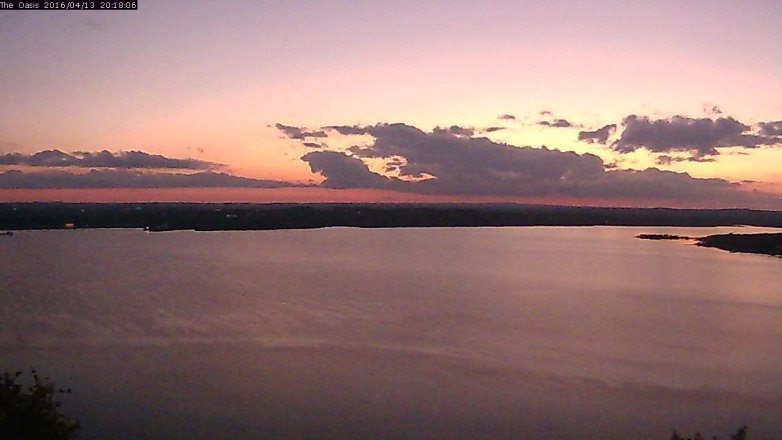 Lake Travis webcam, April 13, 2016 7:25 PM CT