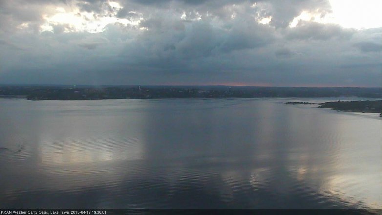 Lake Travis webcam, April 19, 2016 6:35 PM CT