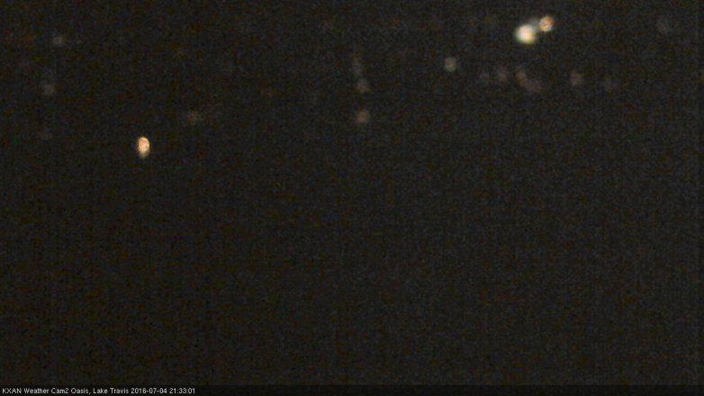 Lake Travis webcam, July 4, 2016 8:40 PM CT