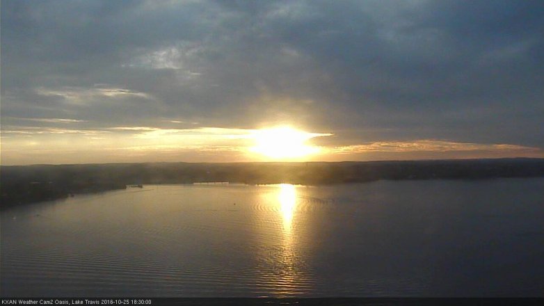 Lake Travis webcam, October 25, 2016 5:45 PM CT