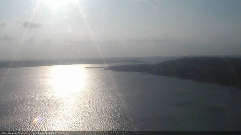 Lake Travis webcam, May 18, 2017 5:55 PM CT