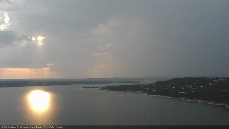 Lake Travis webcam, August 24, 2017 6:40 PM CT