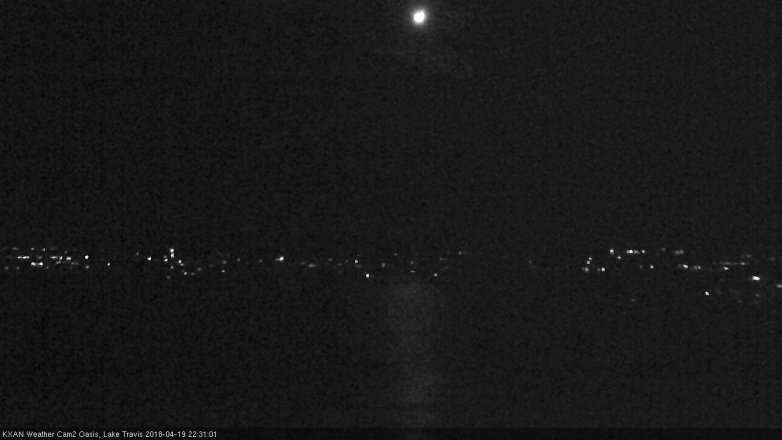 Lake Travis webcam, April 19, 2018 10:00 PM CT