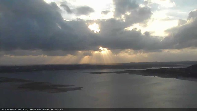 Lake Travis webcam, April 19, 2023 7:25 PM CT