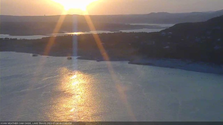 Lake Travis webcam, July 4, 2023 8:25 PM CT