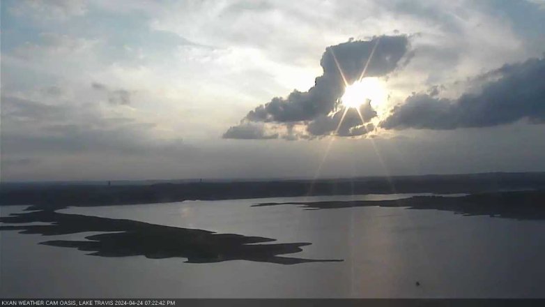 Lake Travis webcam, April 24, 2024 7:25 PM CT