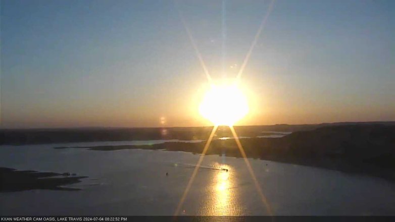 Lake Travis webcam, July 4, 2024 8:25 PM CT