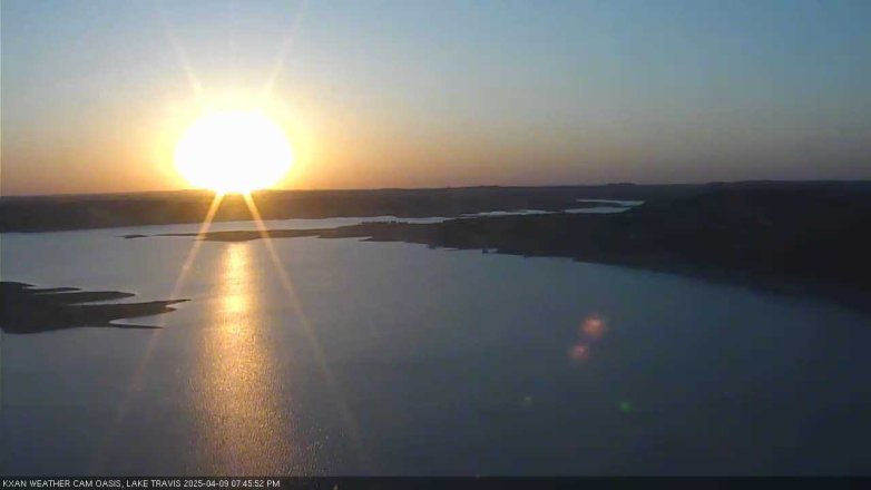 Lake Travis webcam, April 9, 2025 7:45 PM CT