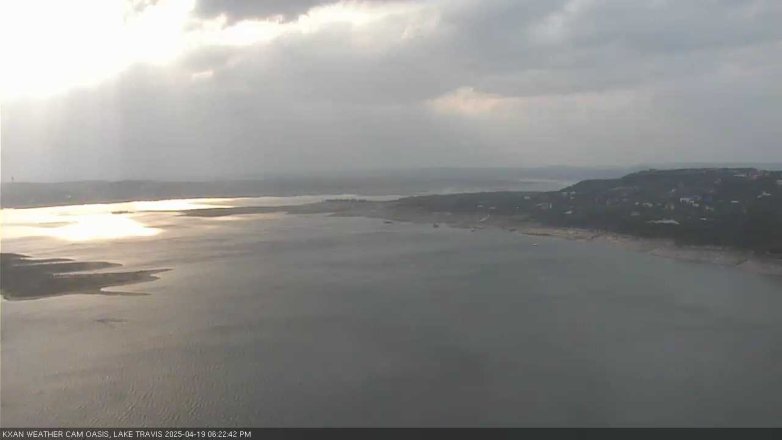 Lake Travis webcam, April 19, 2025 6:25 PM CT