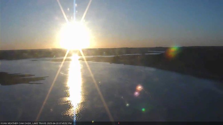 Lake Travis webcam, April 20, 2025 7:45 PM CT