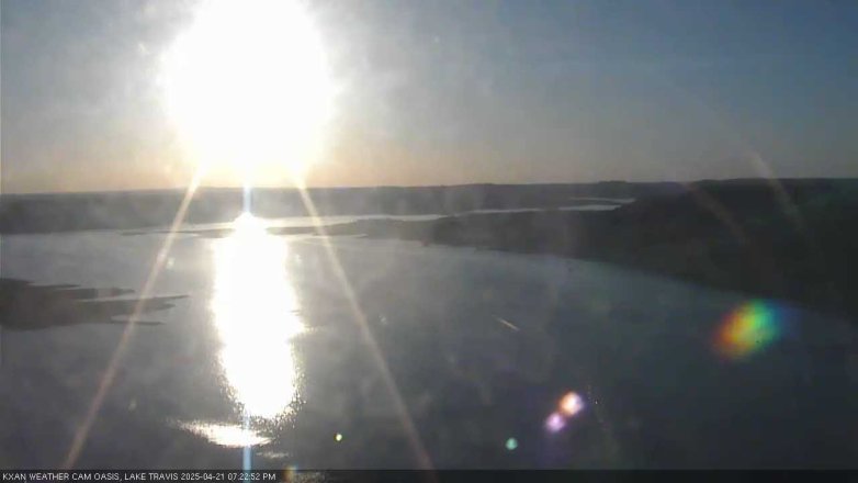 Lake Travis webcam, April 21, 2025 7:25 PM CT