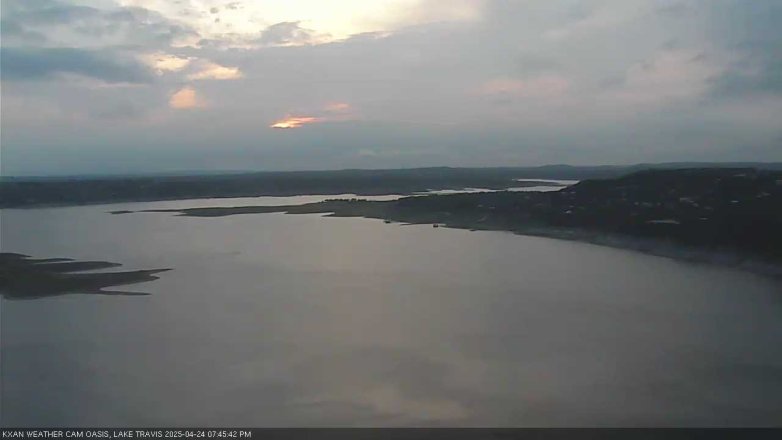 Lake Travis webcam, April 24, 2025 7:45 PM CT