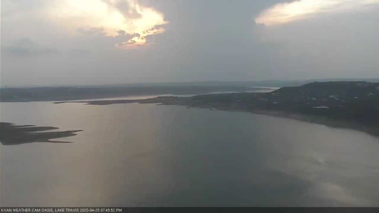 Lake Travis webcam, April 25, 2025 7:45 PM CT