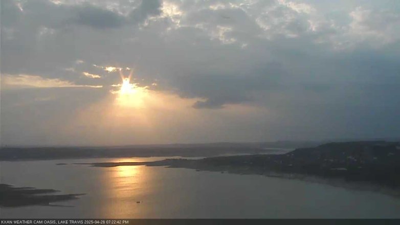 Lake Travis webcam, April 26, 2025 7:25 PM CT