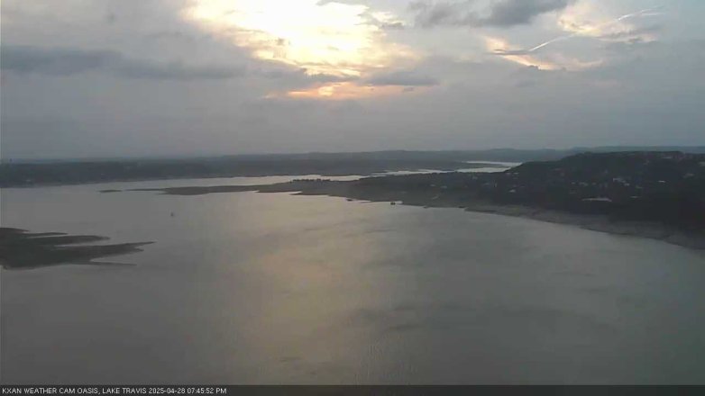 Lake Travis webcam, April 28, 2025 7:45 PM CT